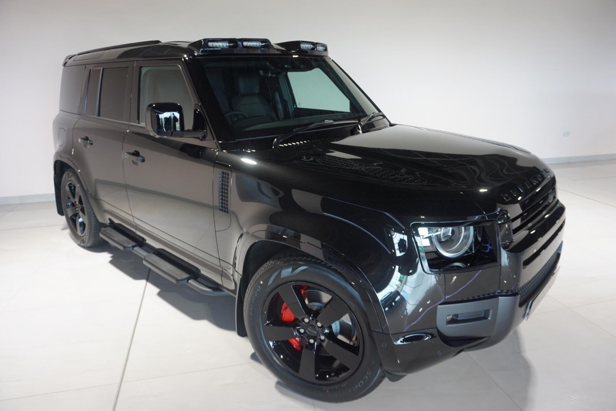 Land Rover Defender 110 3.0 D350 MHEV X-Dynamic HSE Hard Top SUV 5dr Diesel Auto 4WD MWB Euro 6 (s/s) (350 ps)